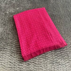 Tommy Hilfiger Vibrant Pink Geometric Scarf
